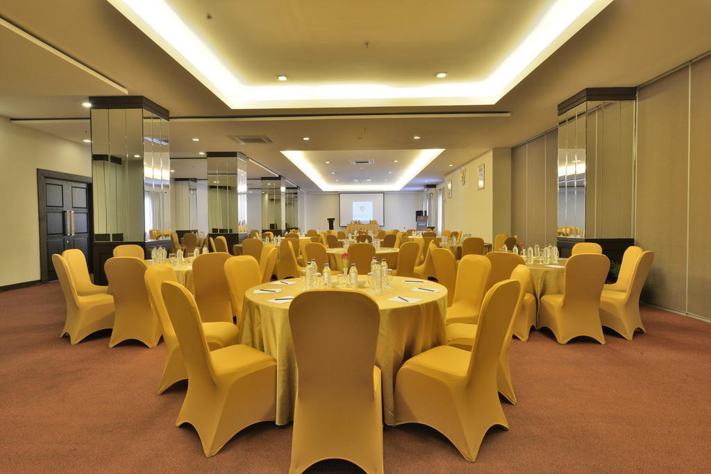 Gino Feruci Kebon Jati By Kagum Hotels Bandung Dış mekan fotoğraf